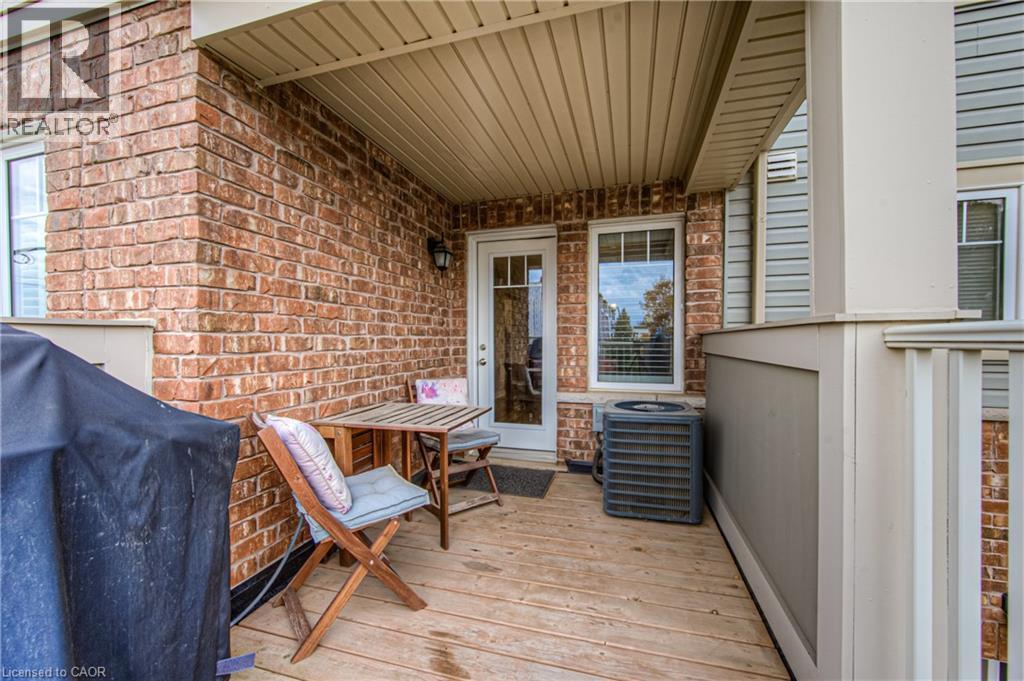 225 Netherby Lane, Kitchener, ON - Outdoor With Deck Patio Veranda With Exterior