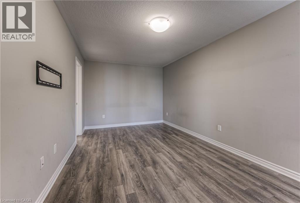 225 Netherby Lane, Kitchener, ON - Indoor Photo Showing Other Room