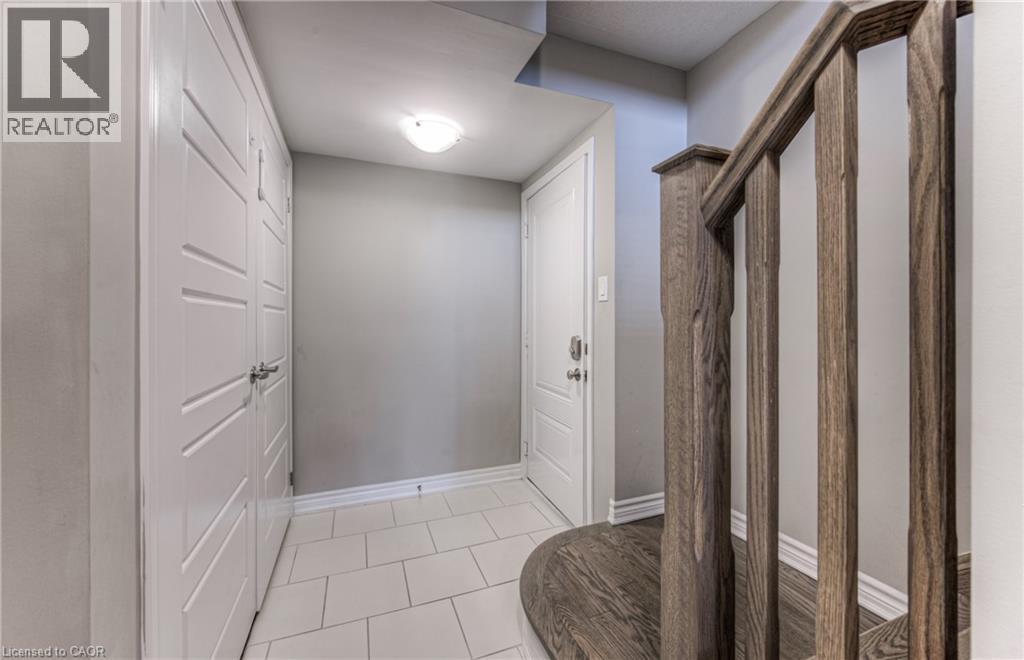 225 Netherby Lane, Kitchener, ON - Indoor