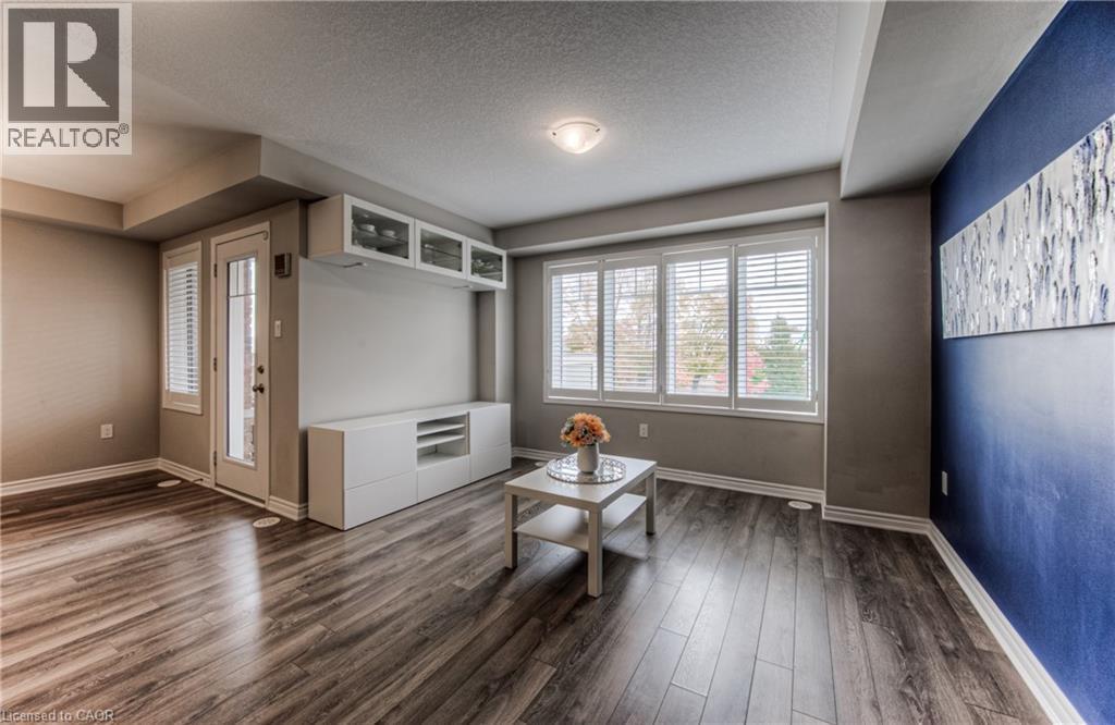 225 Netherby Lane, Kitchener, ON - Indoor Photo Showing Other Room
