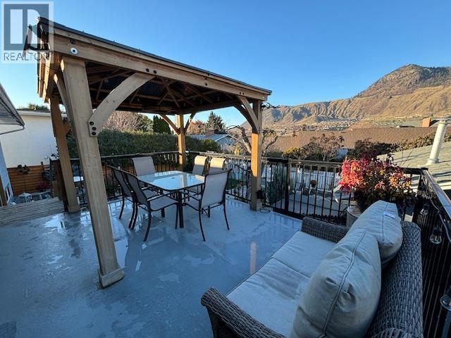1886 Valleyview Drive, Kamloops, BC - Outdoor With Deck Patio Veranda