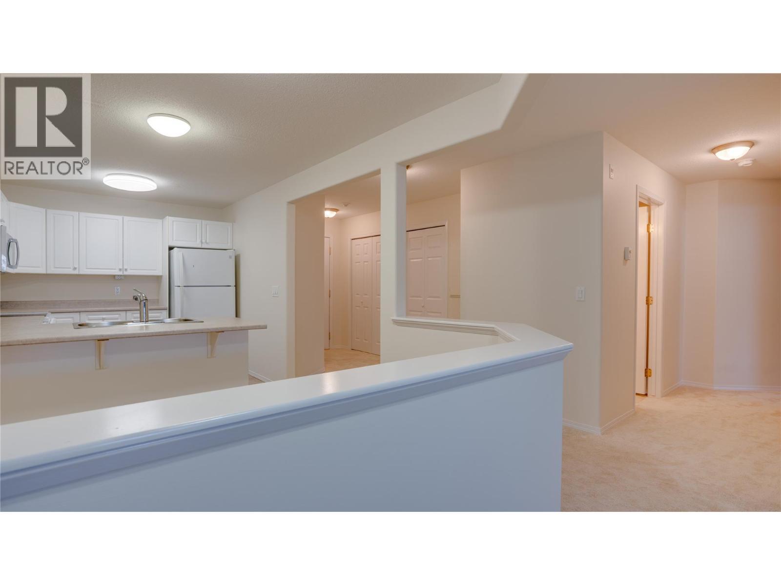 555 Houghton Road Unit# 115, Kelowna, BC - Indoor Photo Showing Other Room