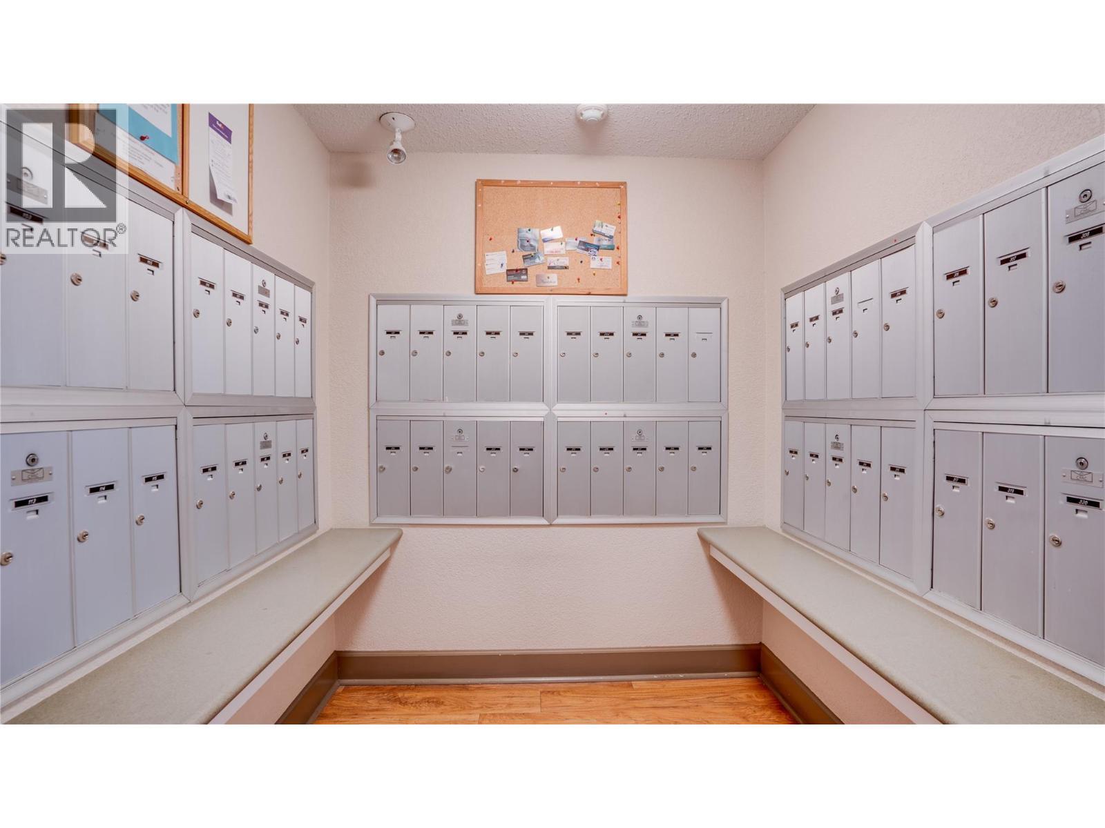 555 Houghton Road Unit# 115, Kelowna, BC - Indoor Photo Showing Other Room