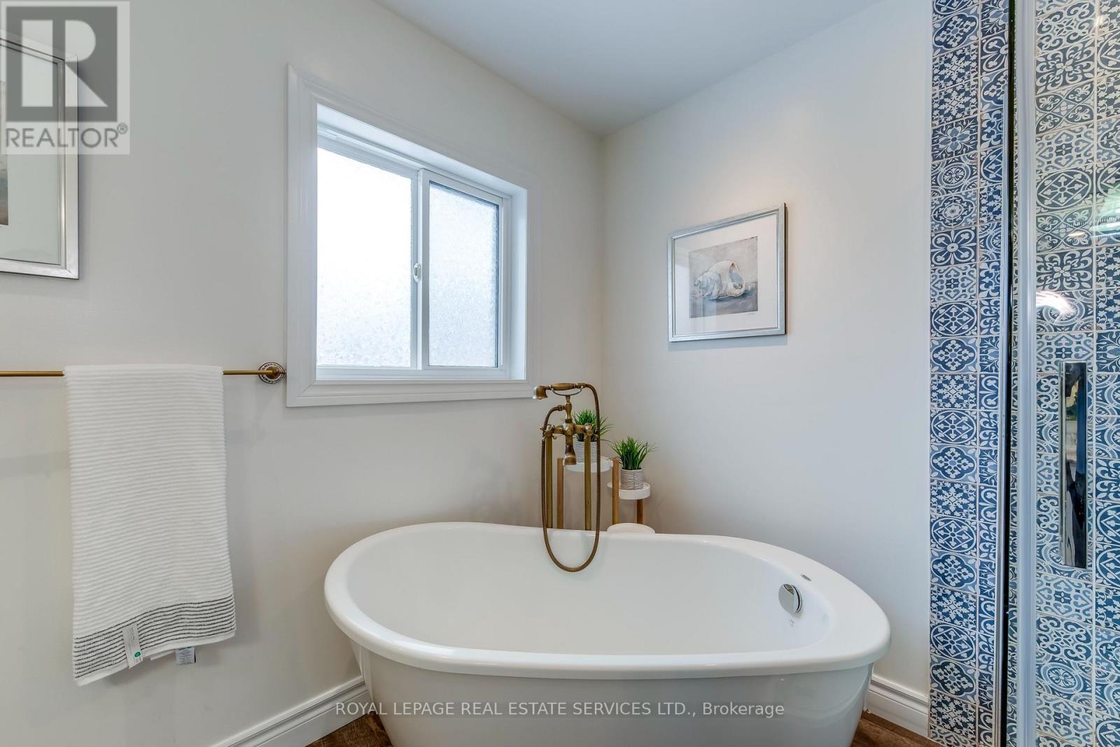 1452 Rimon Street, Mississauga, ON - Indoor Photo Showing Bathroom