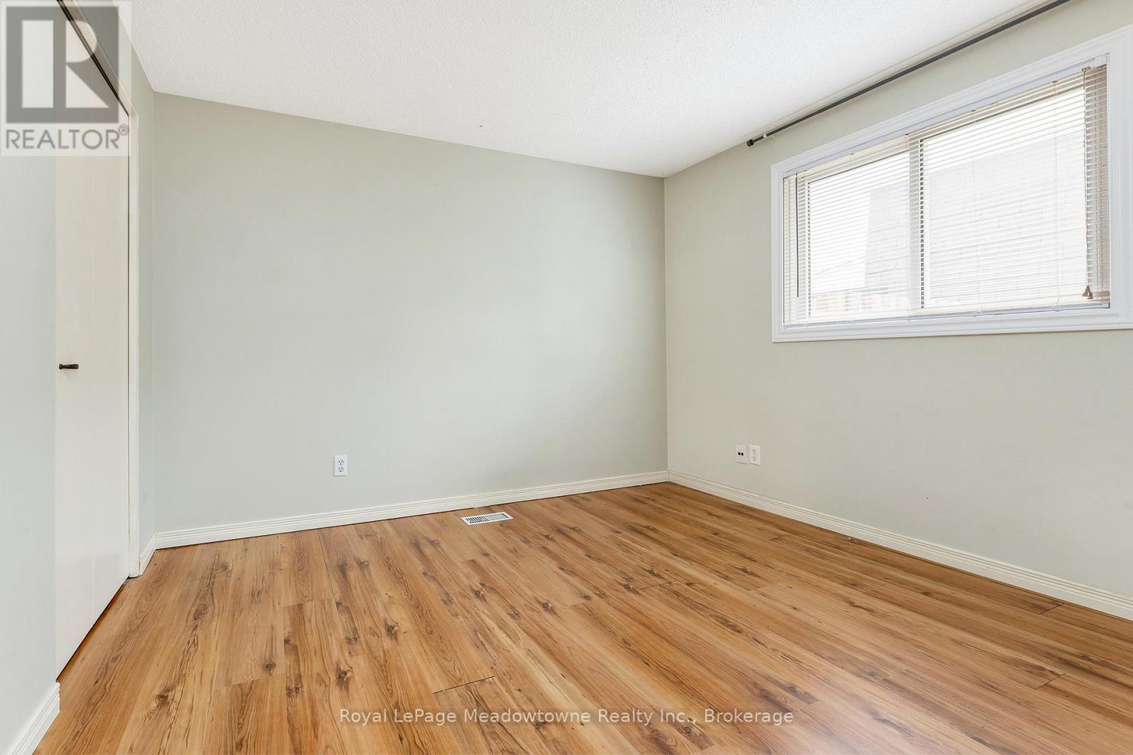 30 Cluthe Crescent, Kitchener, ON - Indoor Photo Showing Other Room