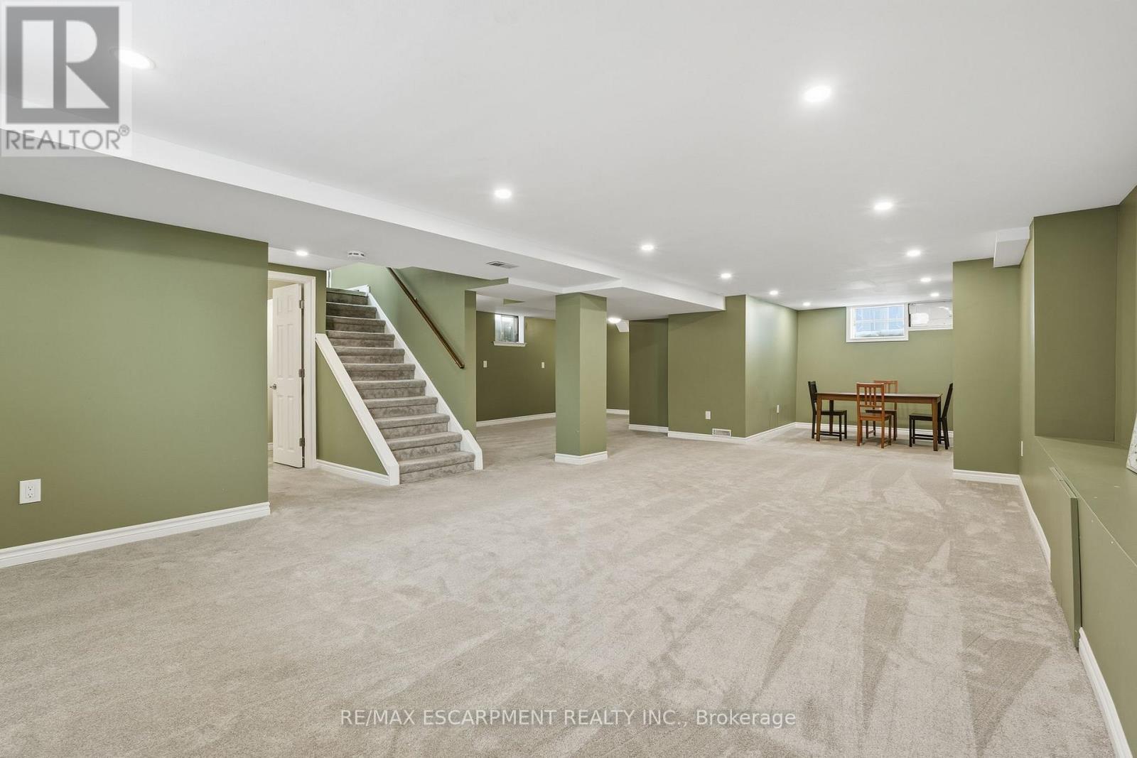 15 Mulock Avenue, Hamilton, ON - Indoor Photo Showing Basement