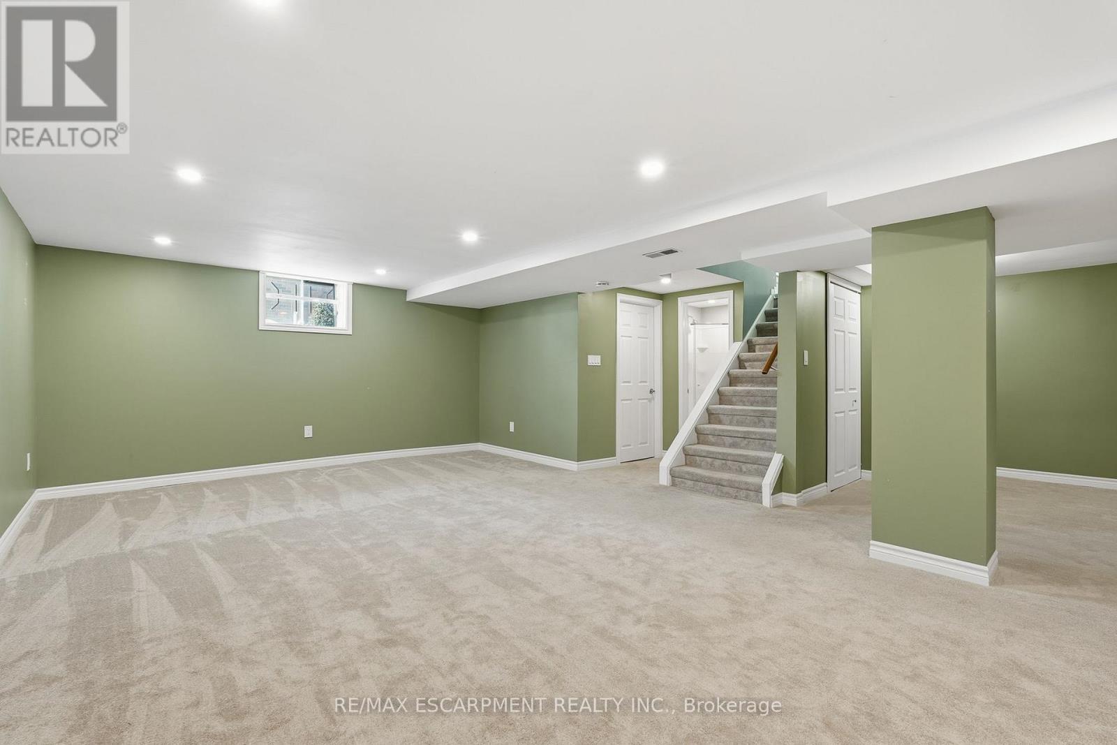 15 Mulock Avenue, Hamilton, ON - Indoor Photo Showing Basement