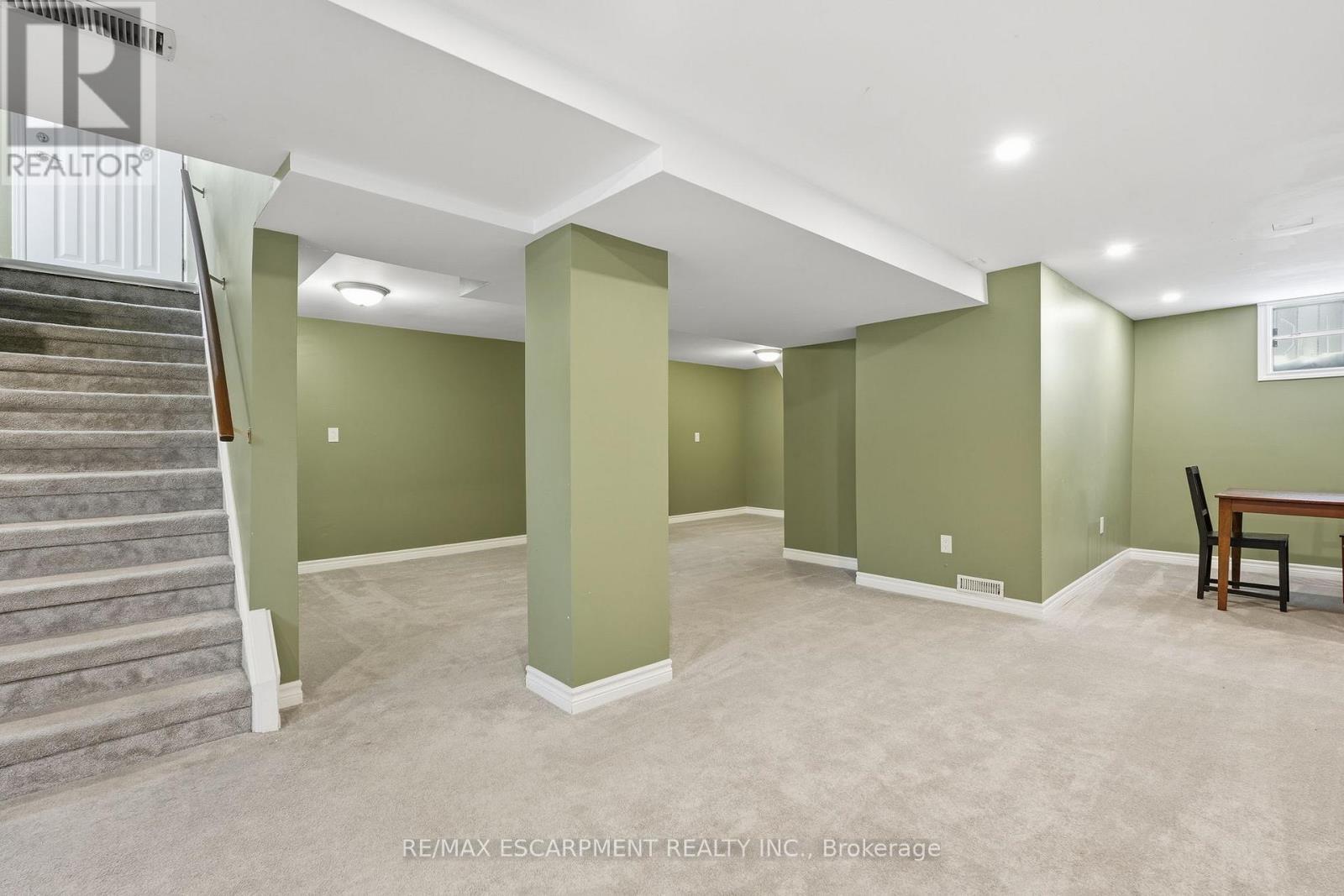 15 Mulock Avenue, Hamilton, ON - Indoor Photo Showing Basement
