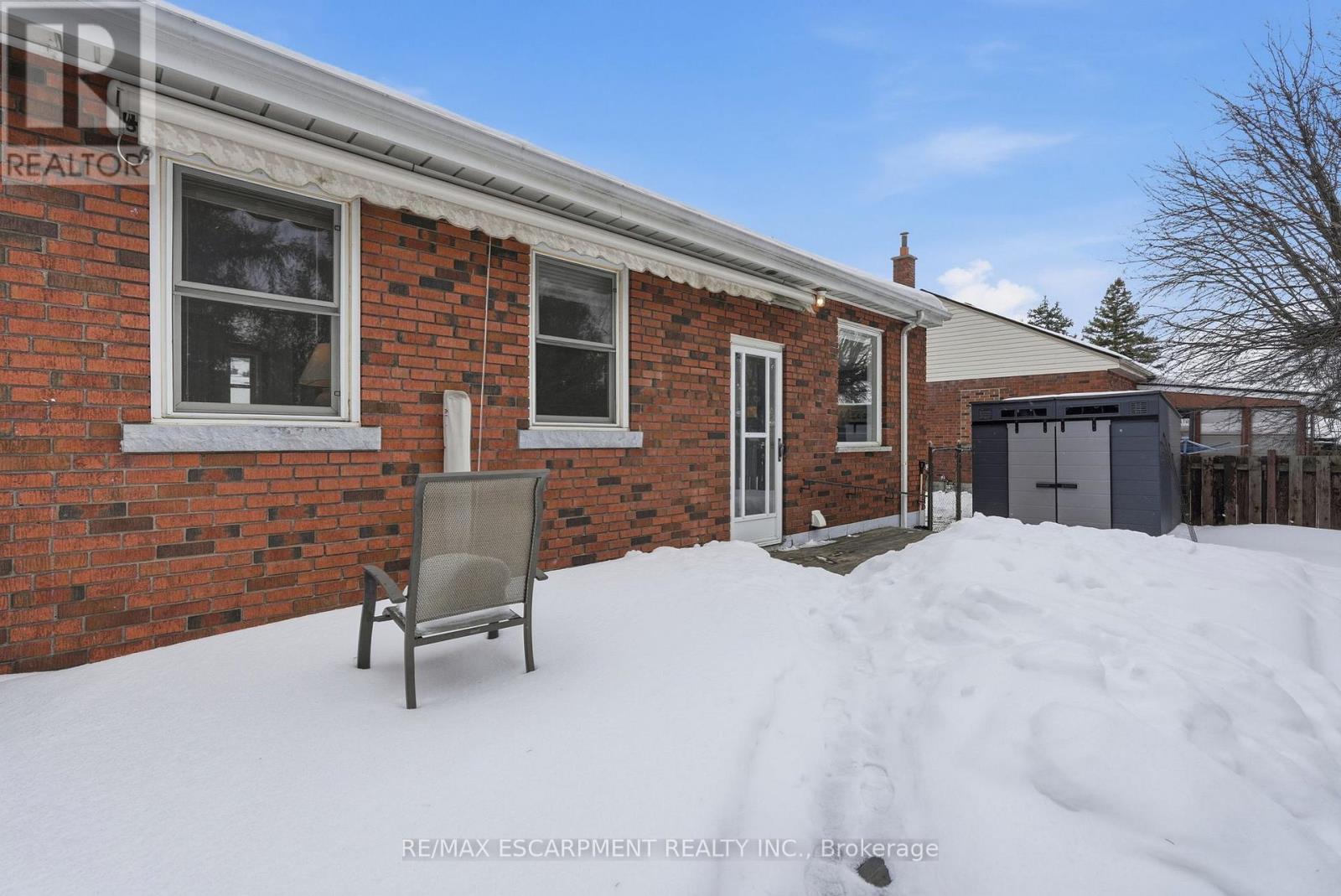 15 Mulock Avenue, Hamilton, ON - Outdoor With Exterior