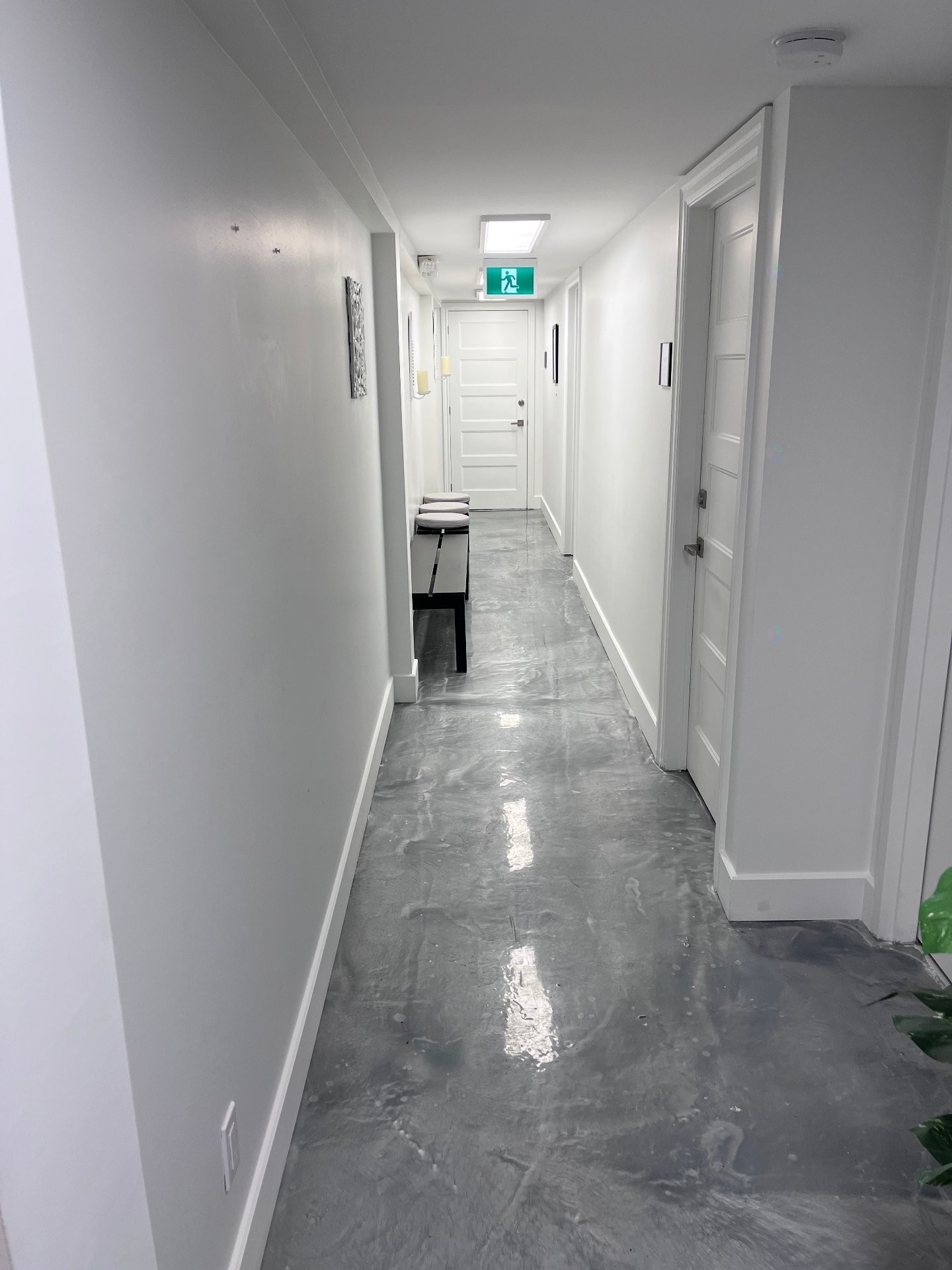 Mud Room - 114-1-173 - 173B Av. Cartier, Pointe-Claire, QC - Indoor Photo Showing Other Room