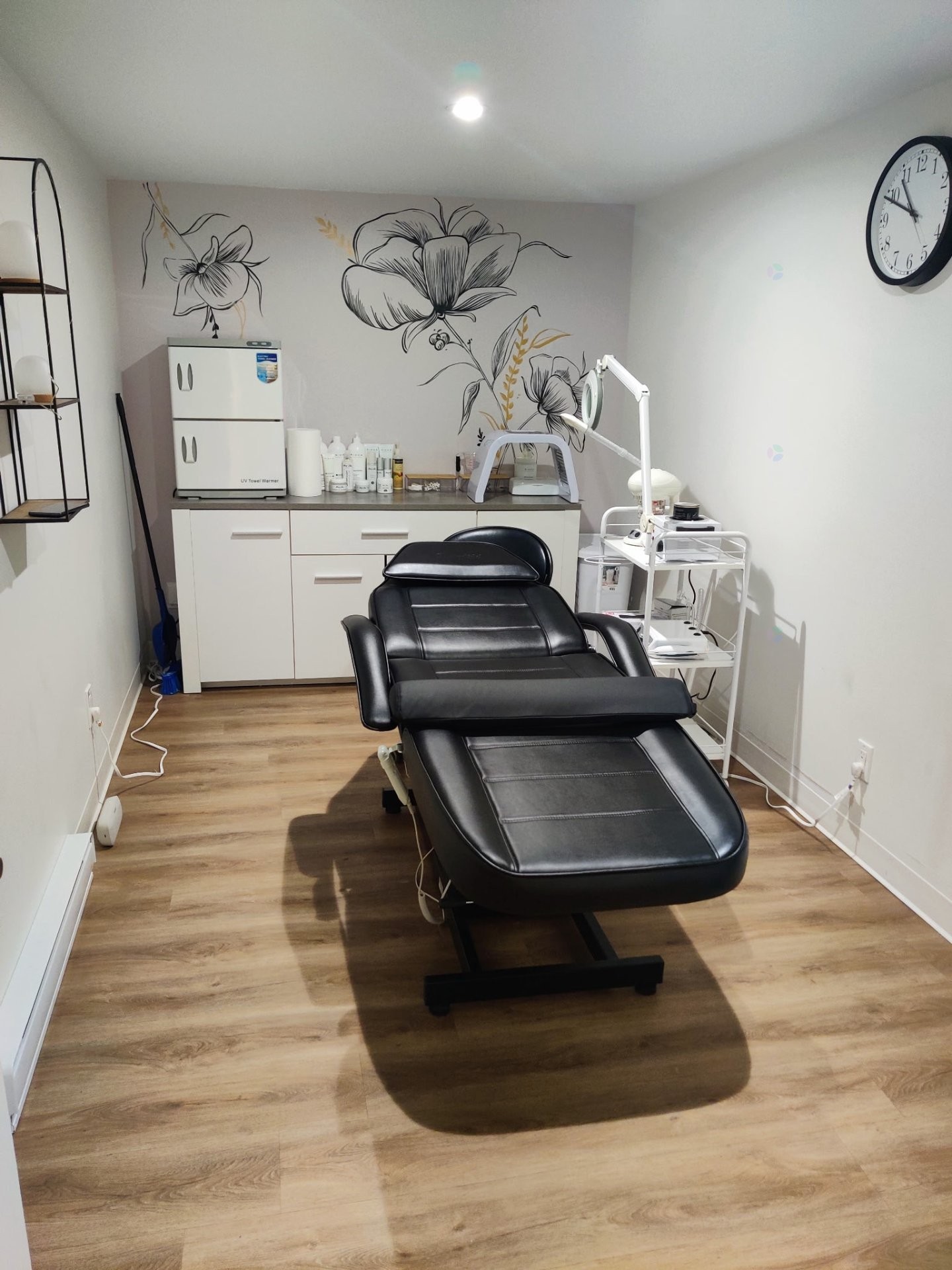 Office - 114-1-173 - 173B Av. Cartier, Pointe-Claire, QC - Indoor