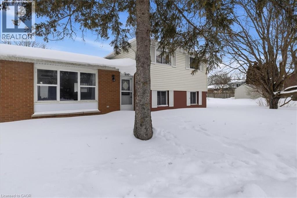 400 Midwood Crescent, Waterloo, ON - Outdoor