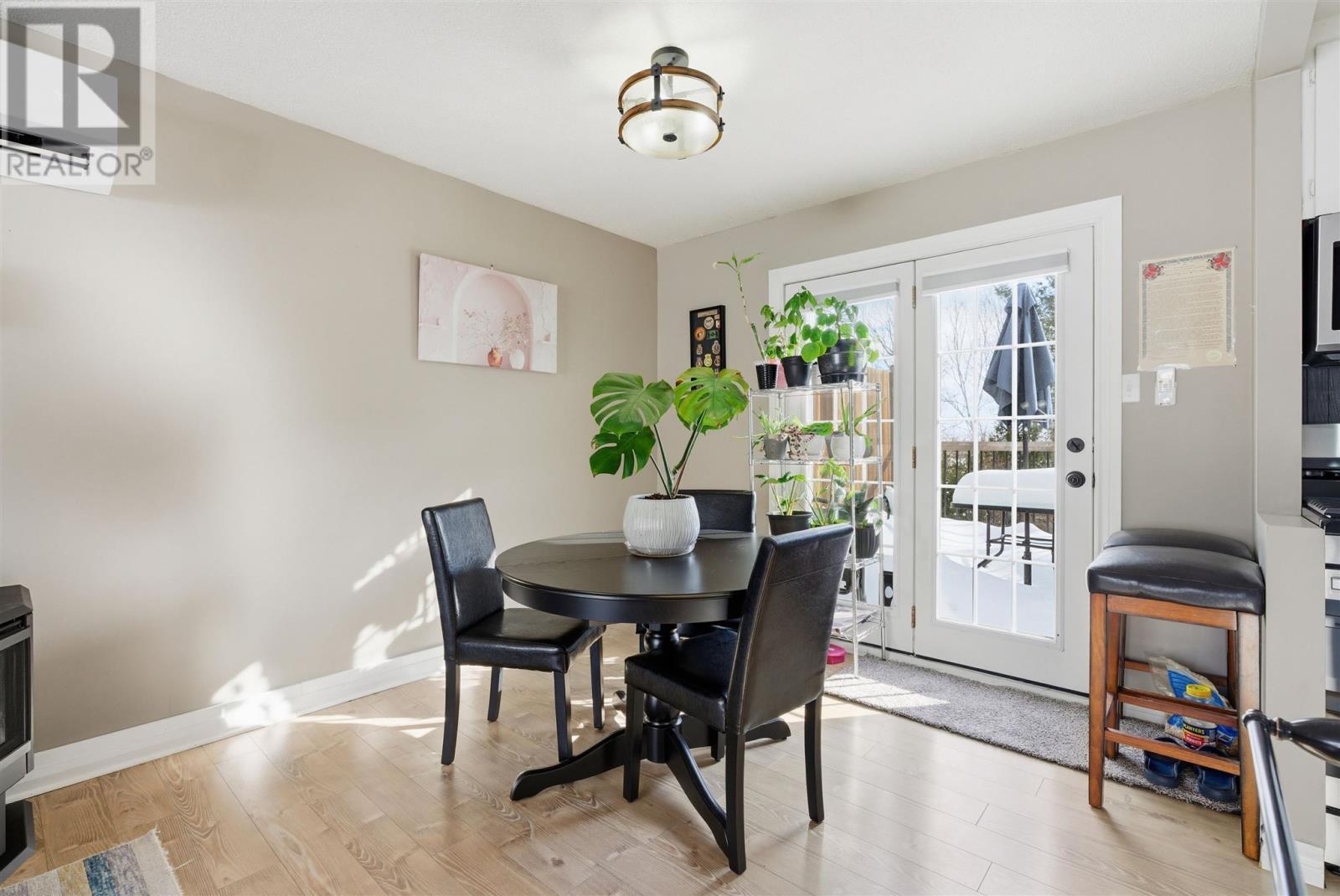 151 Youngfox Rd, Blind River, ON - Indoor Photo Showing Dining Room