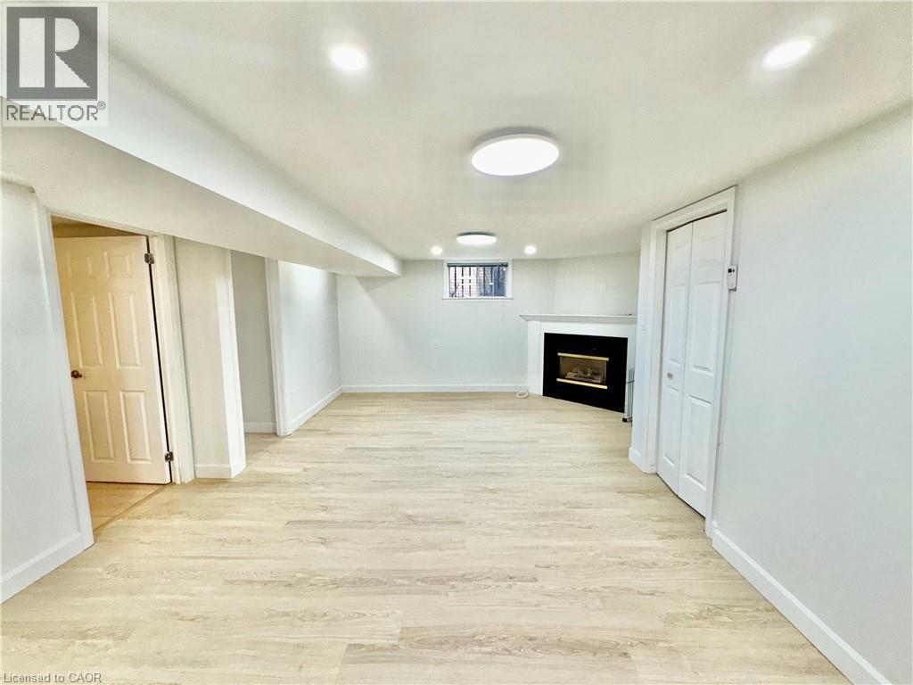 81 Summerlea Drive, Hamilton, ON - Indoor With Fireplace