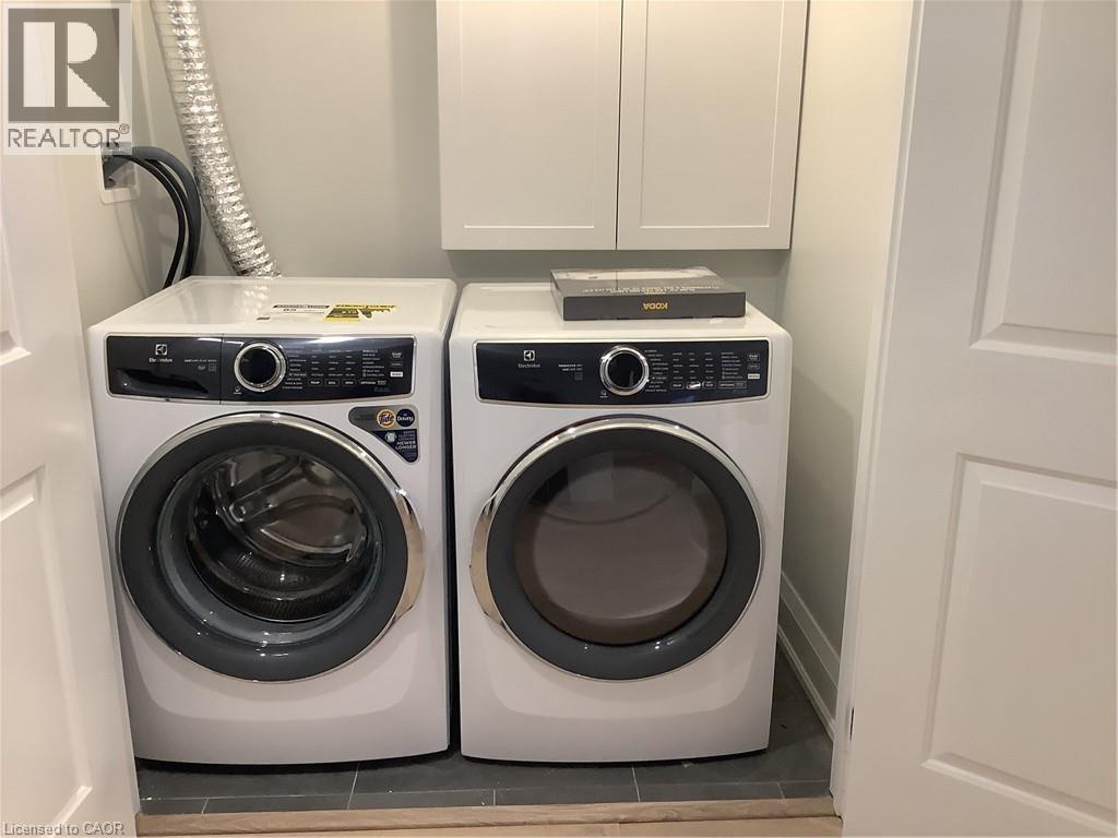 229 West 18Th Street, Hamilton, ON - Indoor Photo Showing Laundry Room