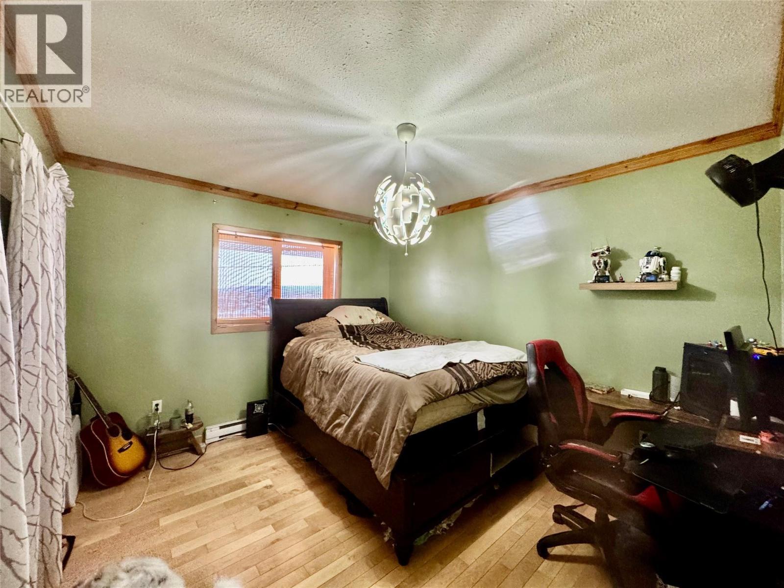5304 Elevator Road, Pouce Coupe, BC - Indoor Photo Showing Bedroom