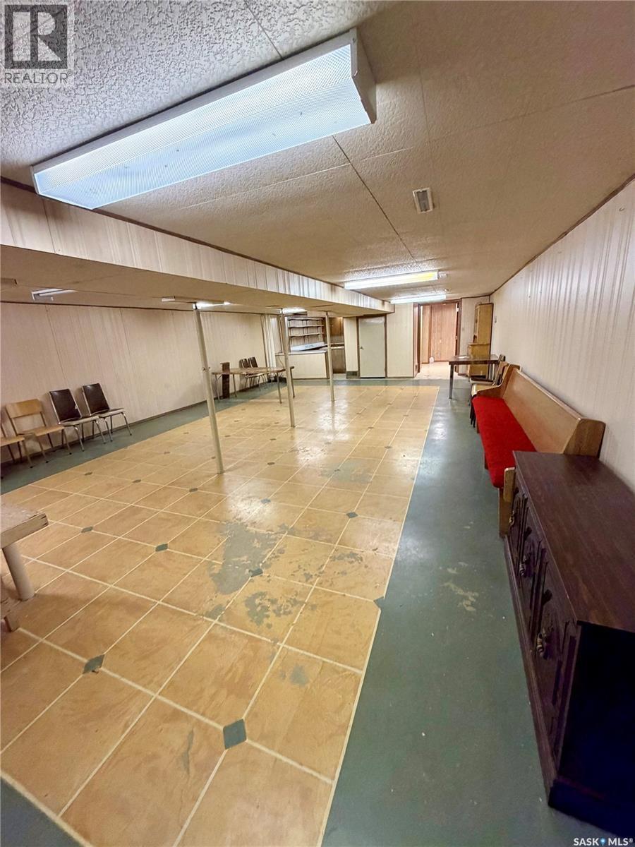 505 Railway Avenue, Beechy, SK