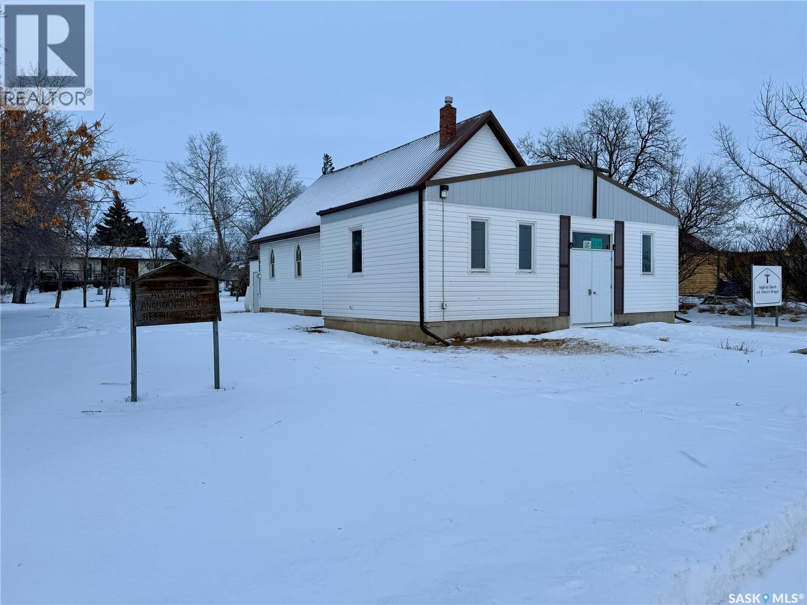 505 Railway Avenue, Beechy, SK