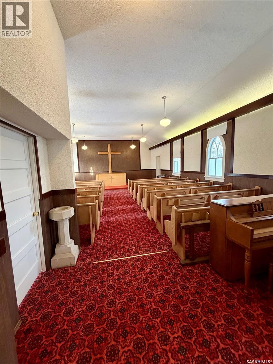 505 Railway Avenue, Beechy, SK