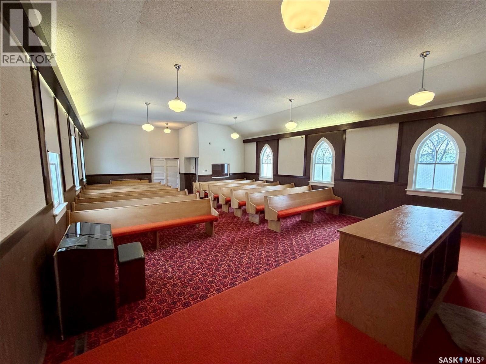 505 Railway Avenue, Beechy, SK