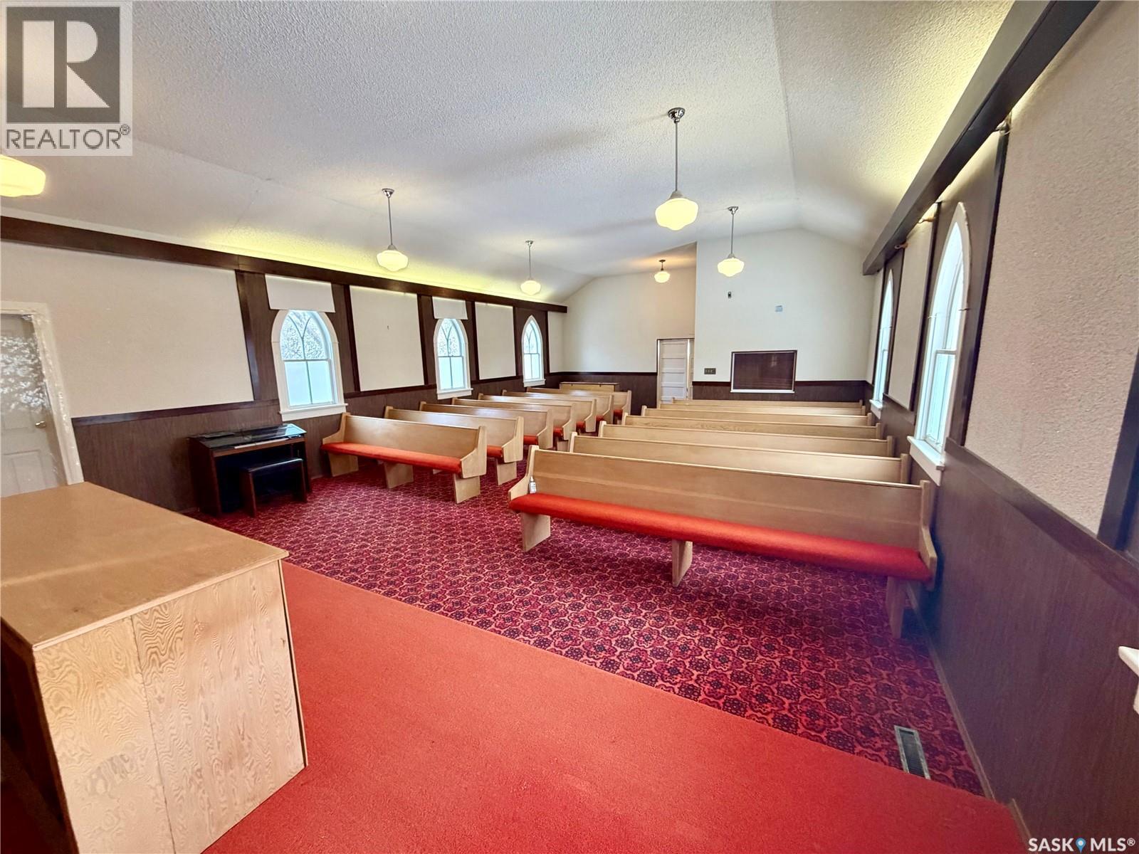 505 Railway Avenue, Beechy, SK