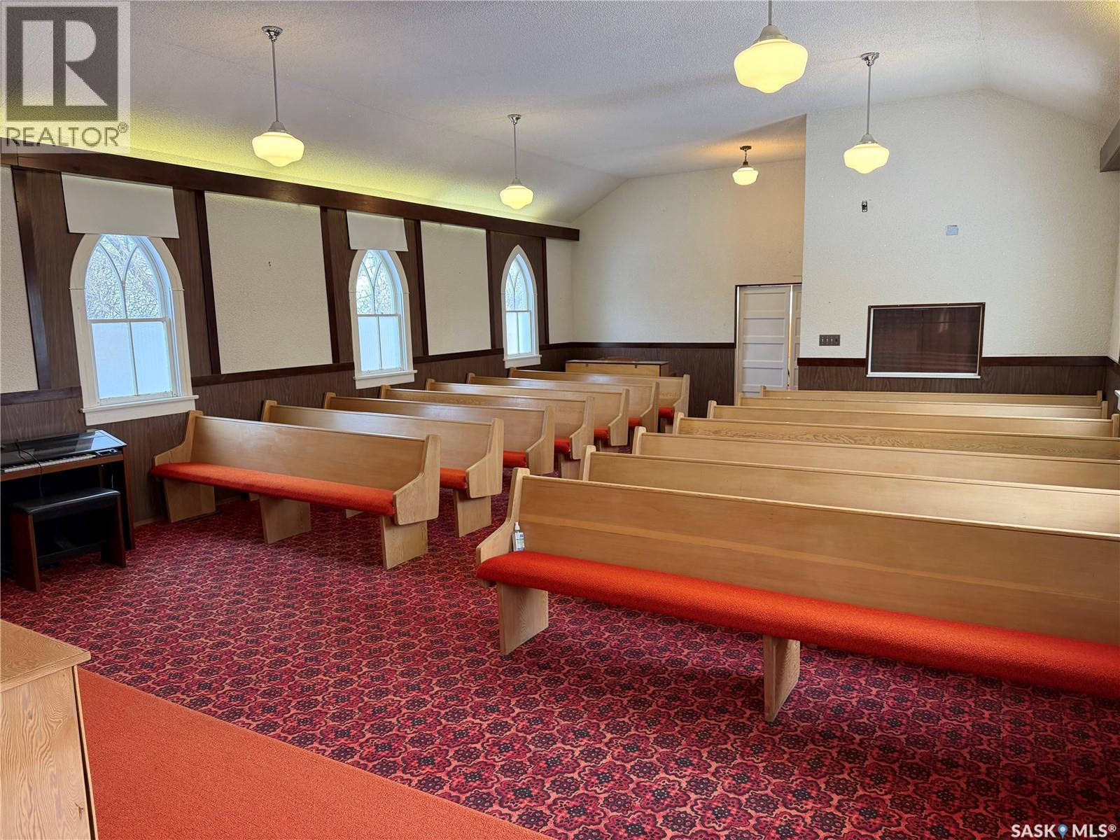 505 Railway Avenue, Beechy, SK