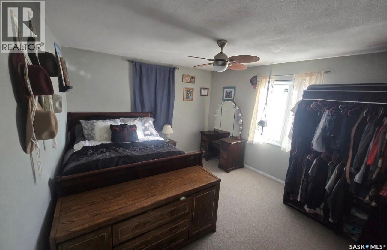 2014 1St Street N, Rockglen, SK
