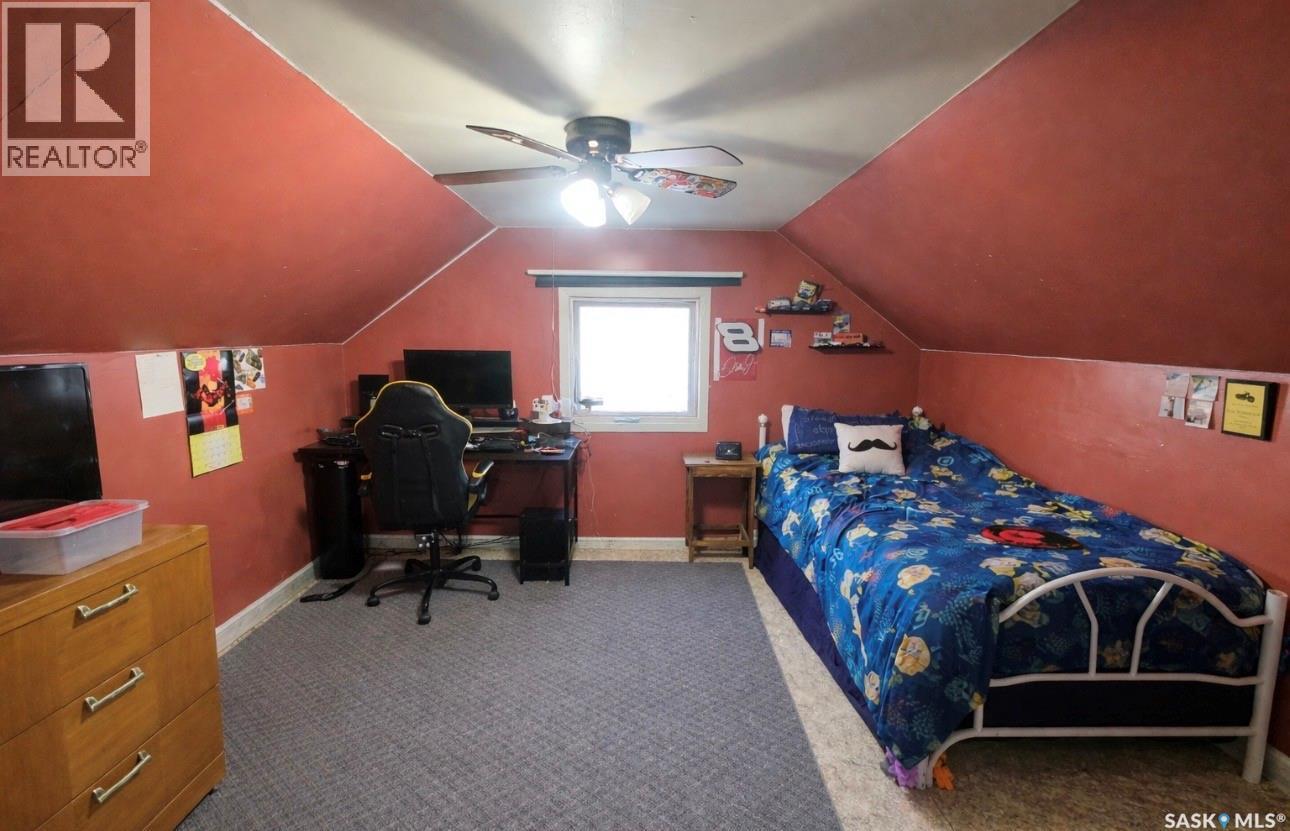 2014 1St Street N, Rockglen, SK