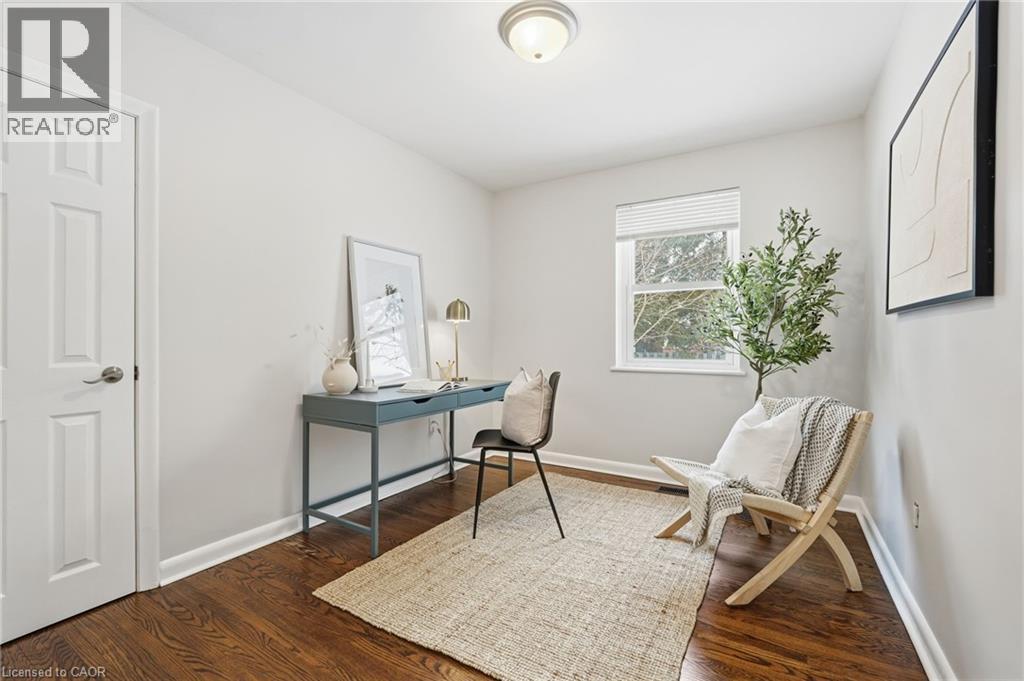 15 Mulock Avenue, Hamilton, ON - Indoor Photo Showing Office