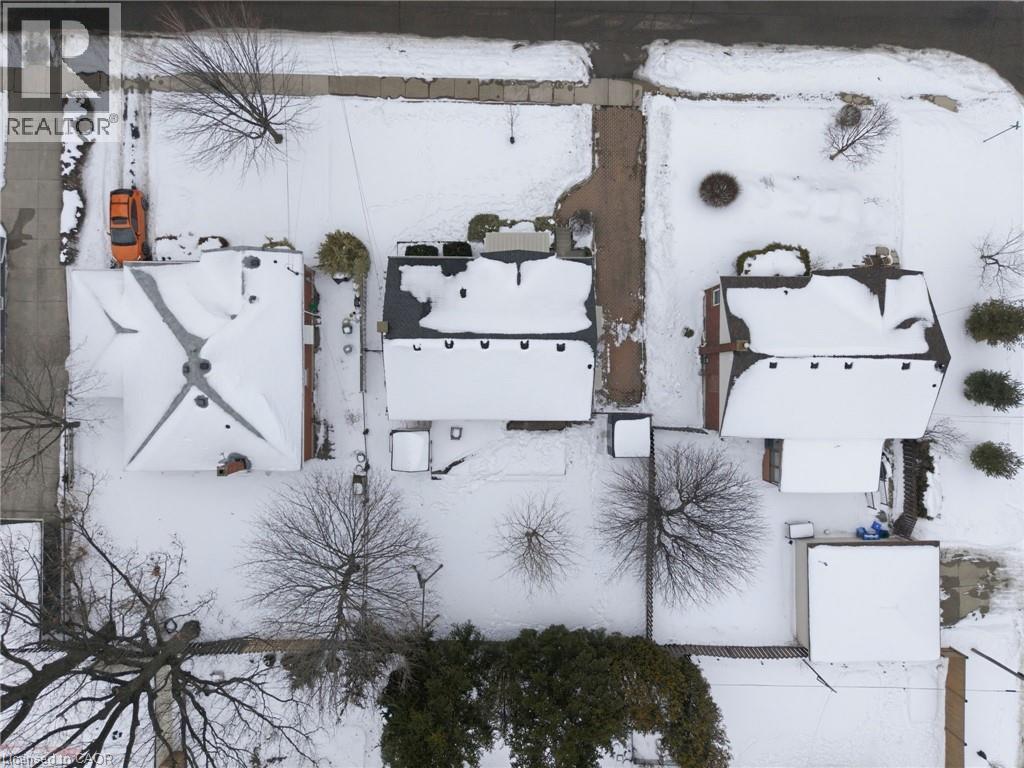 15 Mulock Avenue, Hamilton, ON - Outdoor With View