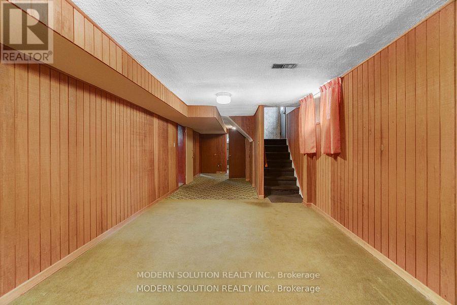 177 Eaglewood Boulevard, Mississauga, ON - Indoor Photo Showing Other Room