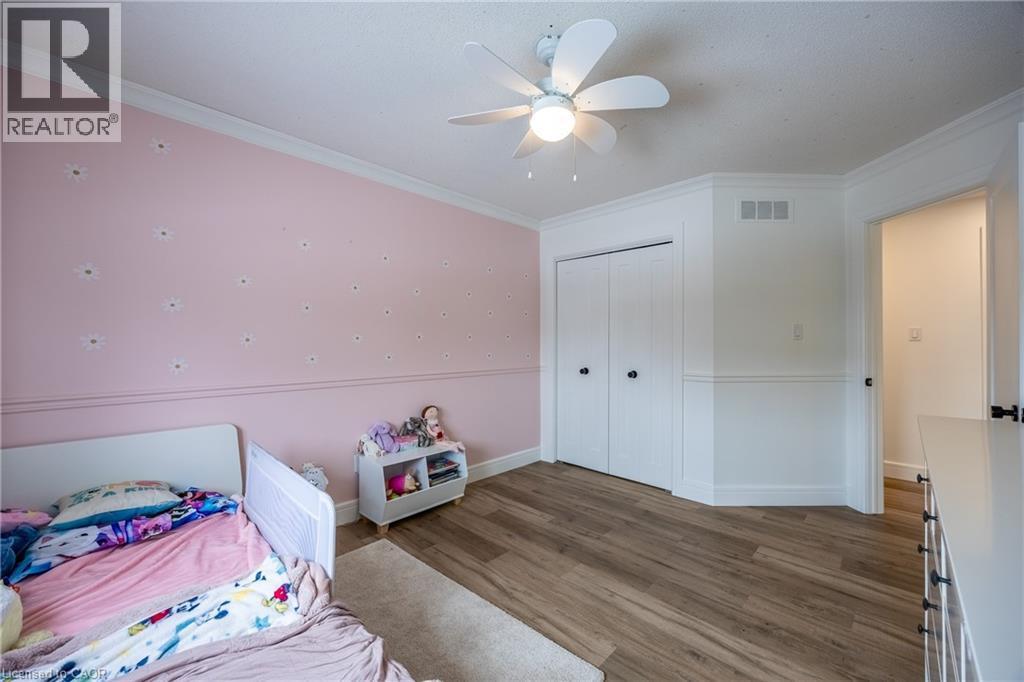 3 Kintyre Court, Caledonia, ON - Indoor Photo Showing Bedroom