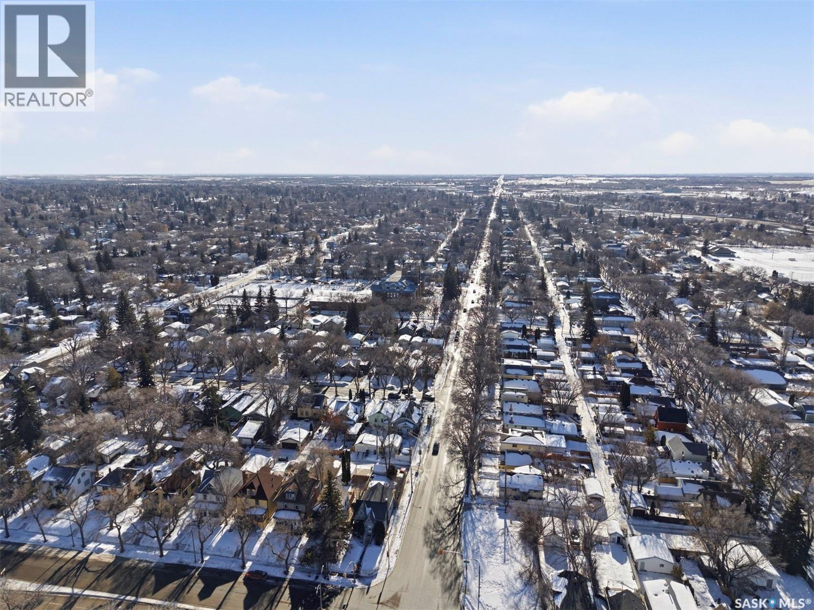 106 8Th Street E, Saskatoon, SK - Outdoor With View
