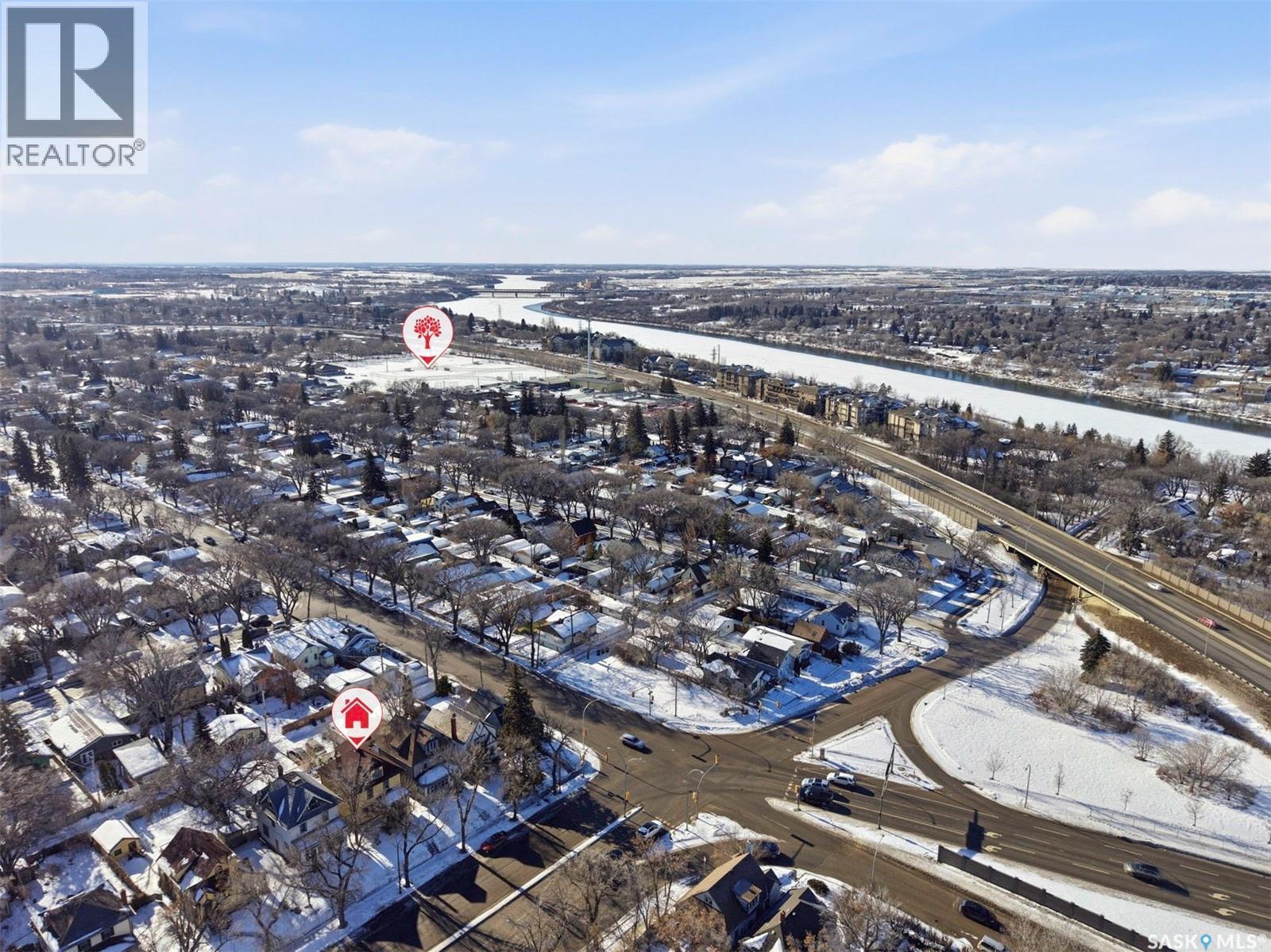 106 8Th Street E, Saskatoon, SK - Outdoor With View