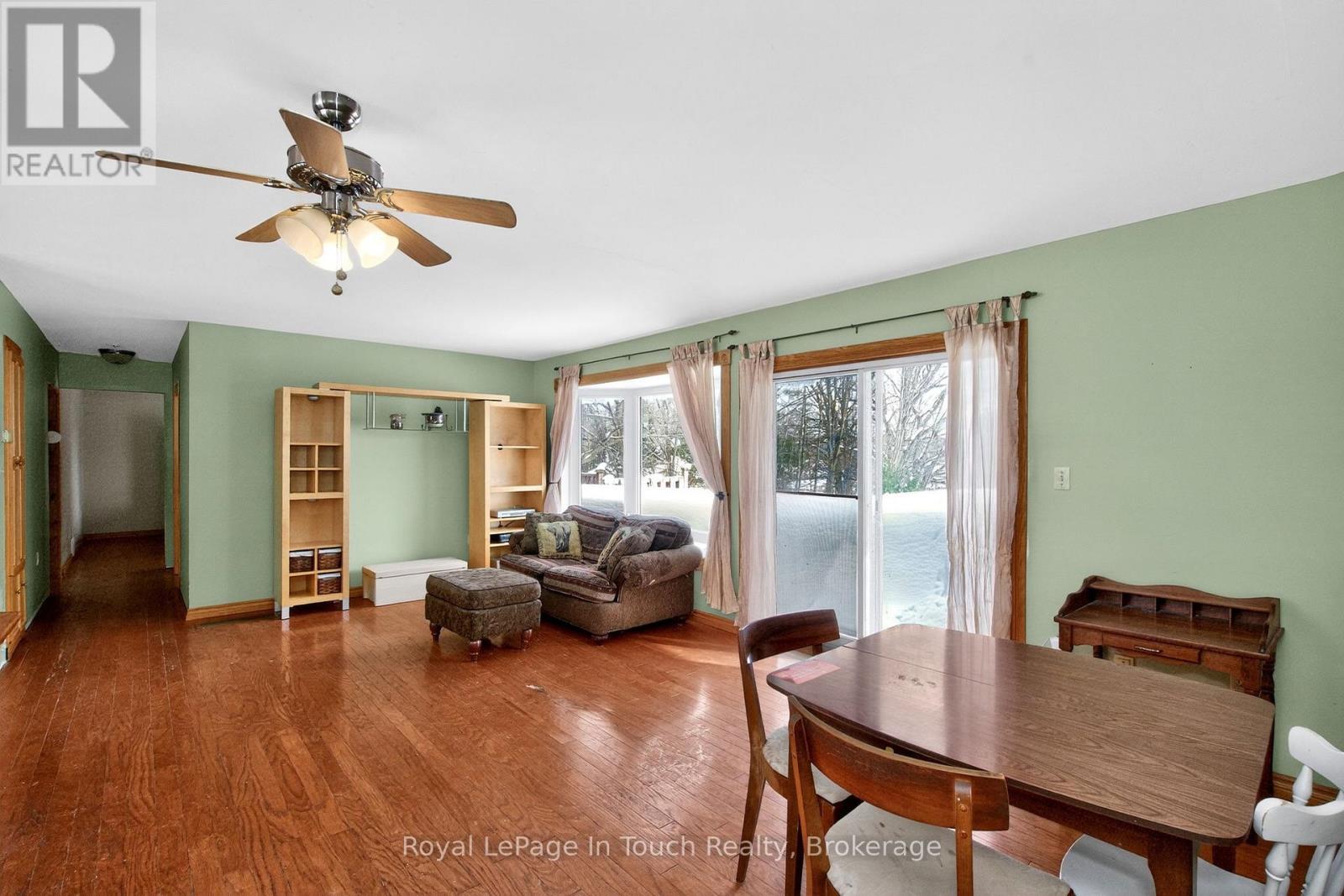 Hardwood Floors - 1 Logmoss Road, Tiny, ON - Indoor