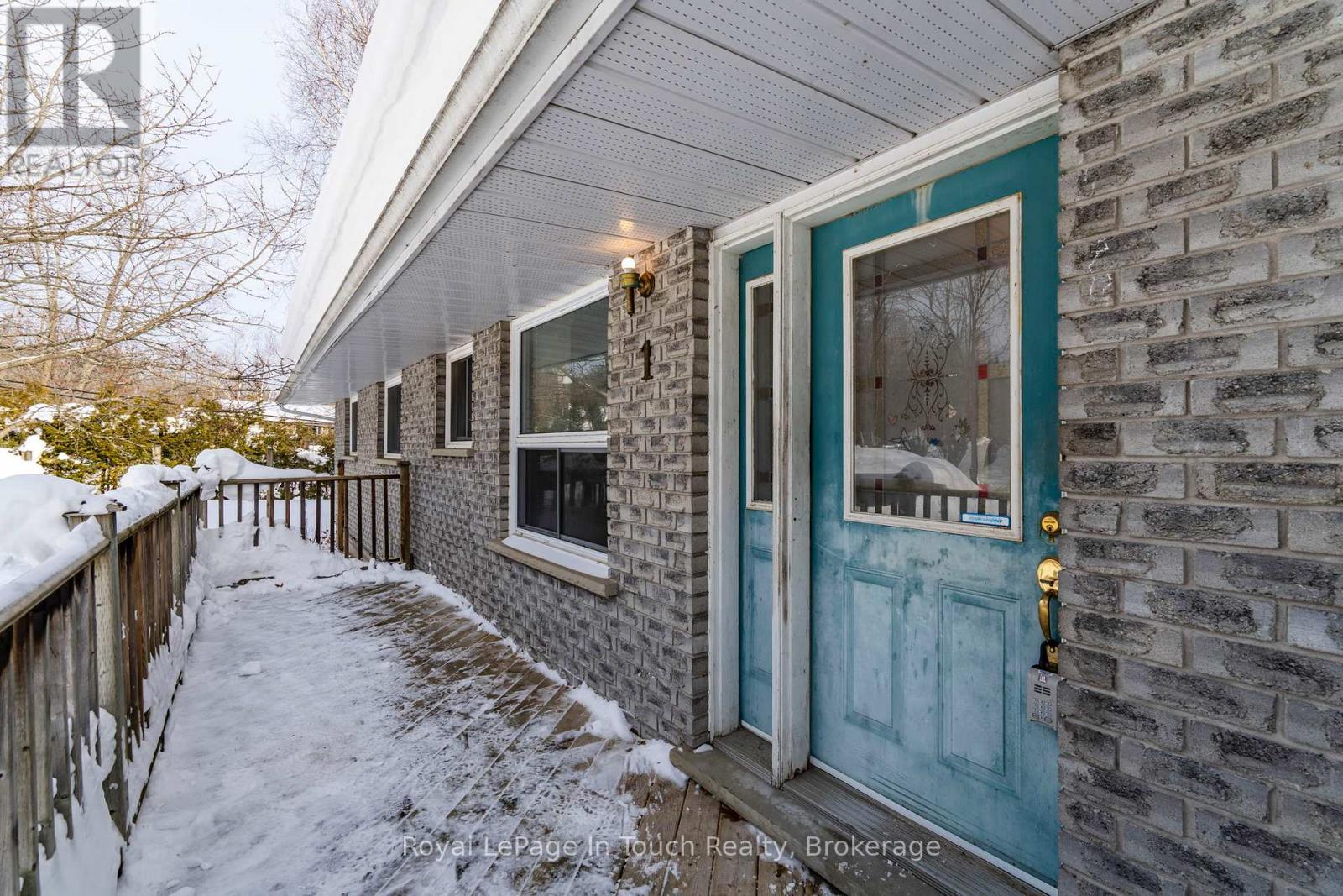 Main Entrance - 1 Logmoss Road, Tiny, ON - Outdoor
