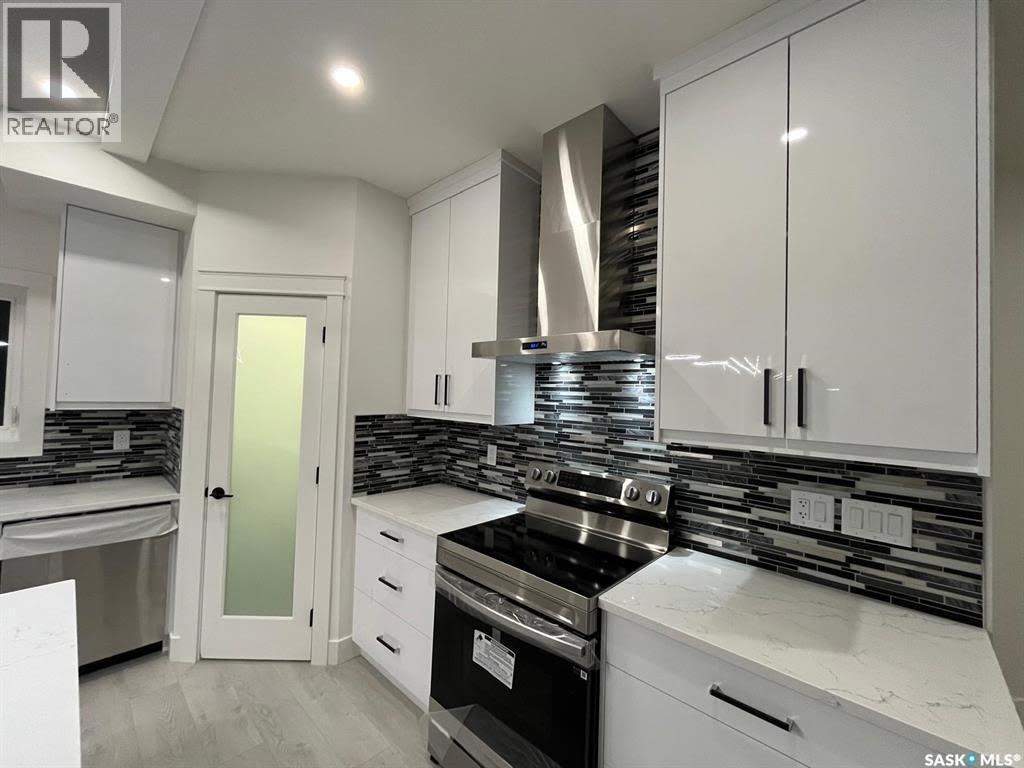 238 Stromberg Court, Saskatoon, SK