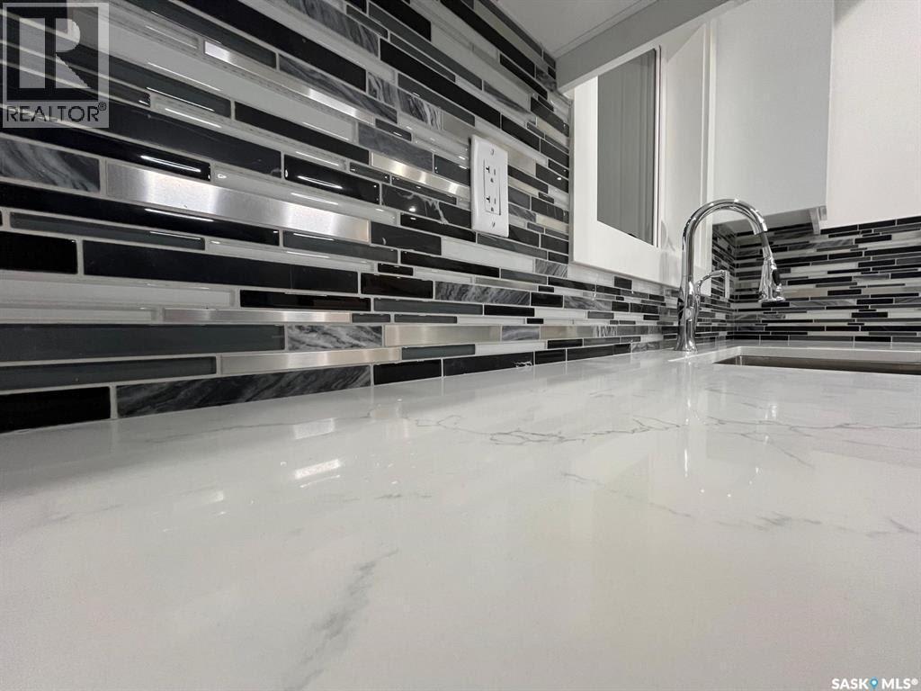 238 Stromberg Court, Saskatoon, SK