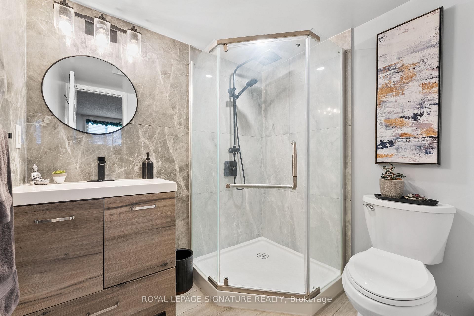 D-32 Massey Street, Toronto, ON - Indoor Photo Showing Bathroom