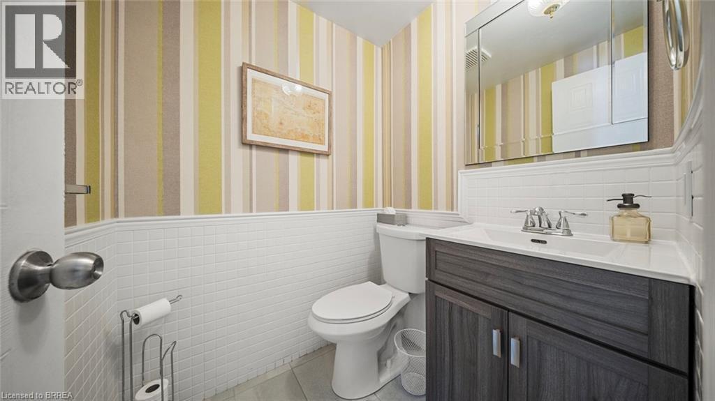 23 Freeman Crescent, Simcoe, ON - Indoor Photo Showing Bathroom