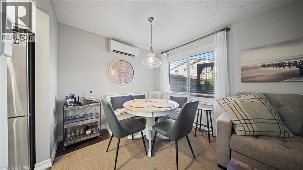 23 Freeman Crescent, Simcoe, ON - Indoor Photo Showing Dining Room