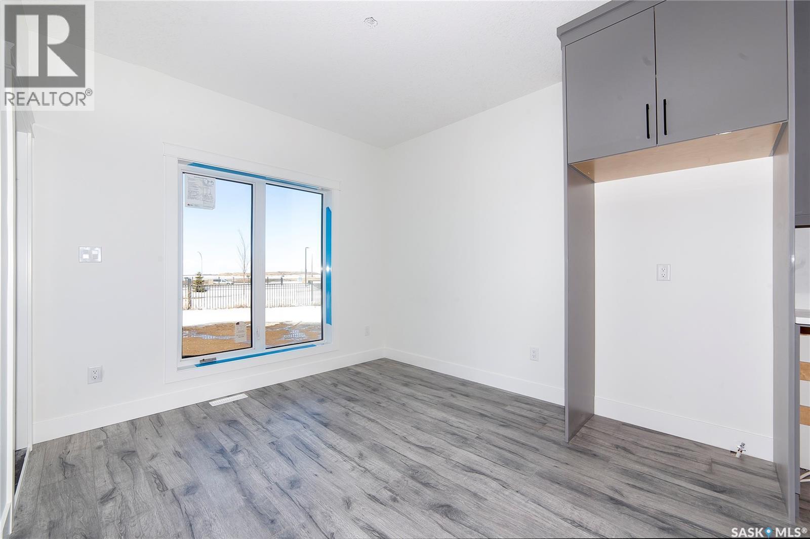 447 Woolf Bend, Saskatoon, SK - Indoor Photo Showing Other Room