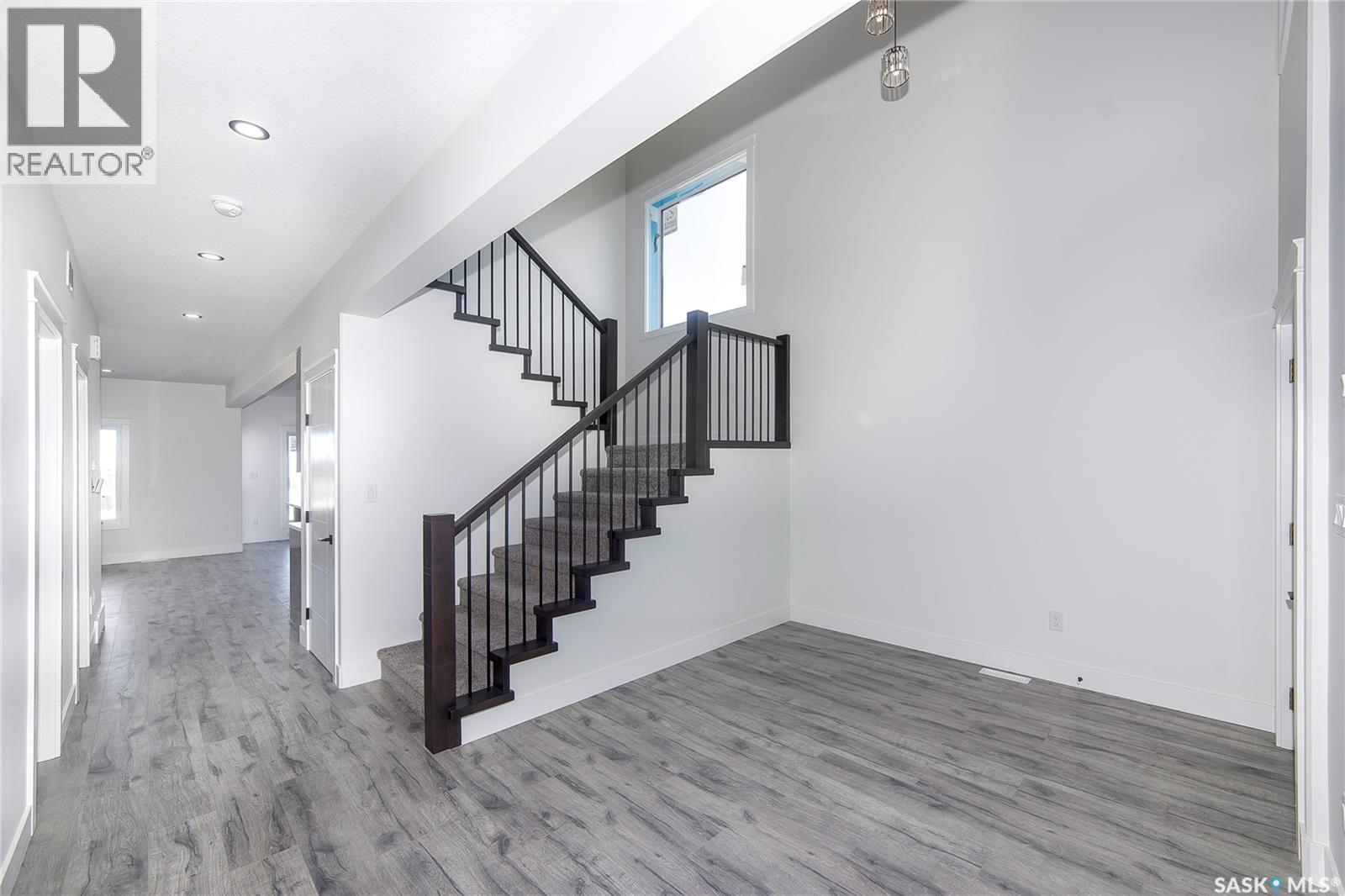 447 Woolf Bend, Saskatoon, SK - Indoor Photo Showing Other Room