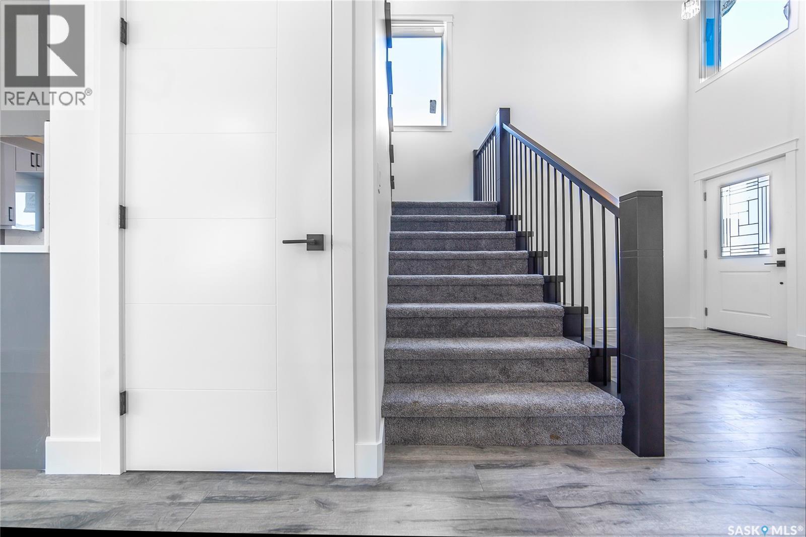 447 Woolf Bend, Saskatoon, SK - Indoor Photo Showing Other Room