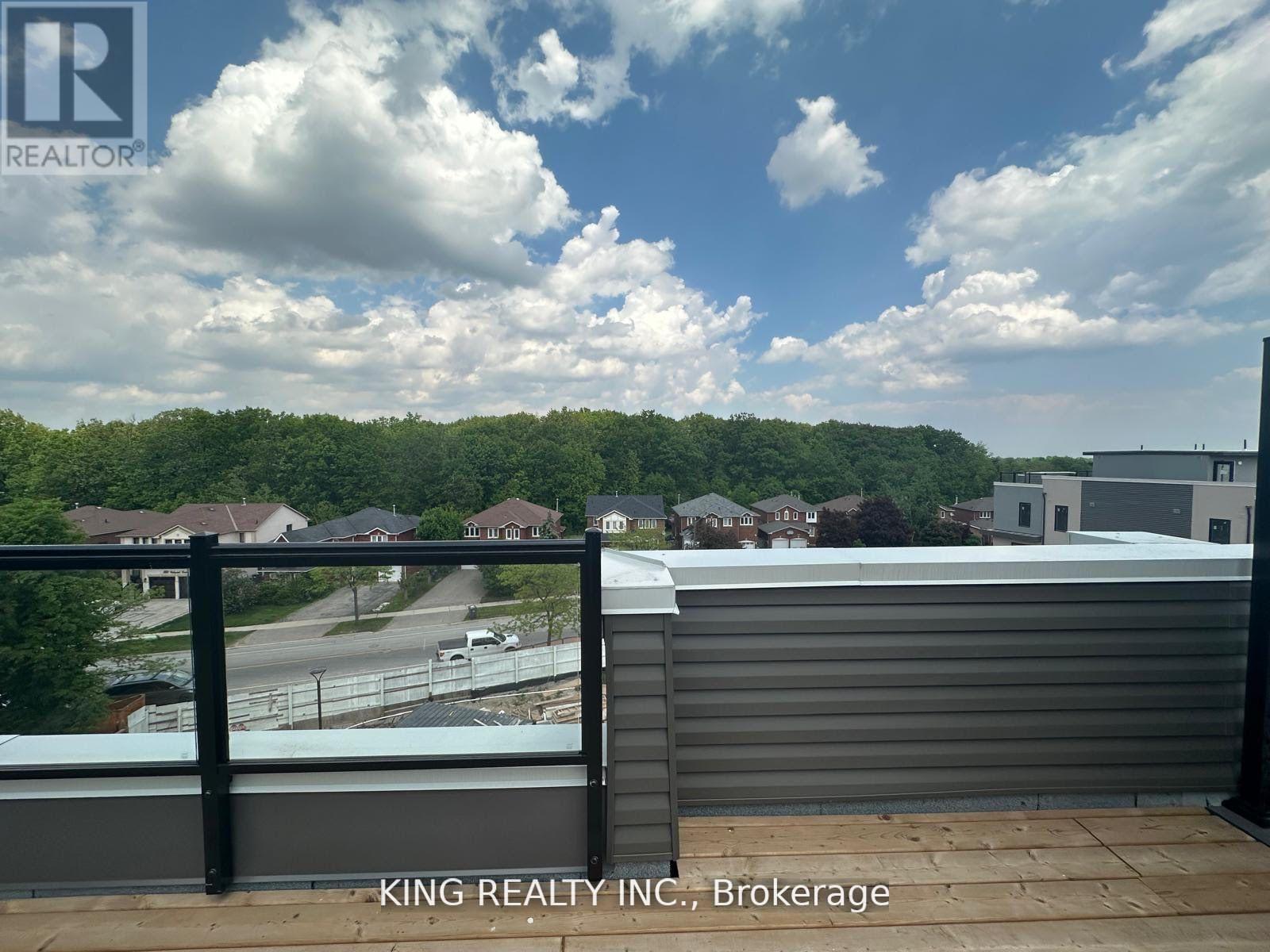 15 - 3566 Colonial Drive, Mississauga, ON - Outdoor With Balcony With View