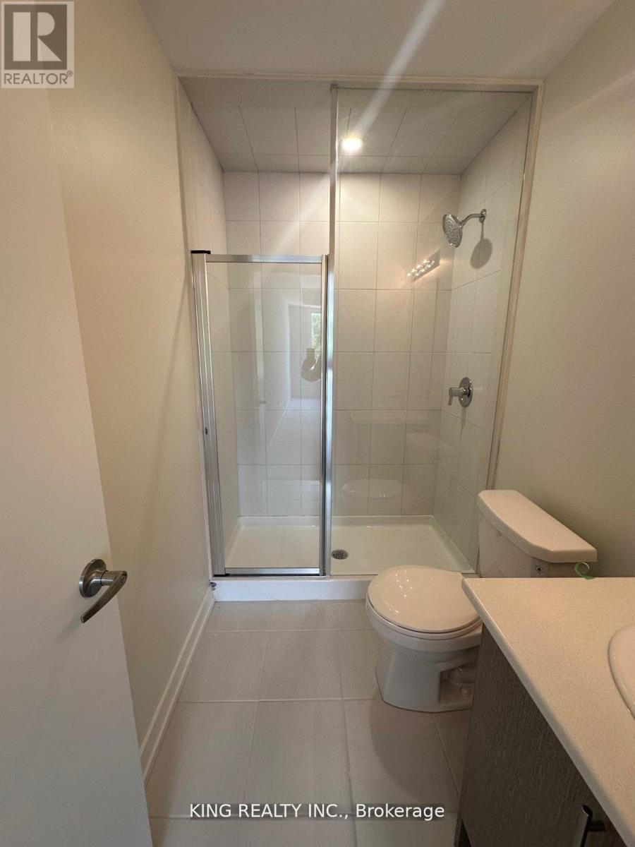 15 - 3566 Colonial Drive, Mississauga, ON - Indoor Photo Showing Bathroom