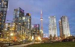 G17 - 26 CAPREOL COURT Toronto, ON M5V 4A3