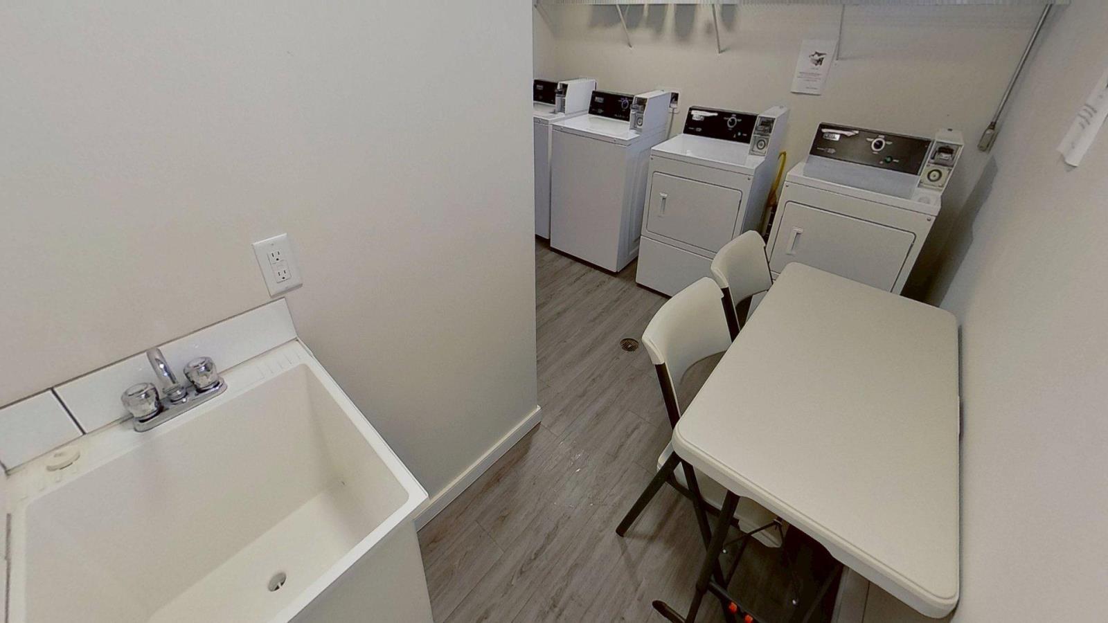 4816 52 Street, Wetaskiwin, AB - Indoor Photo Showing Laundry Room