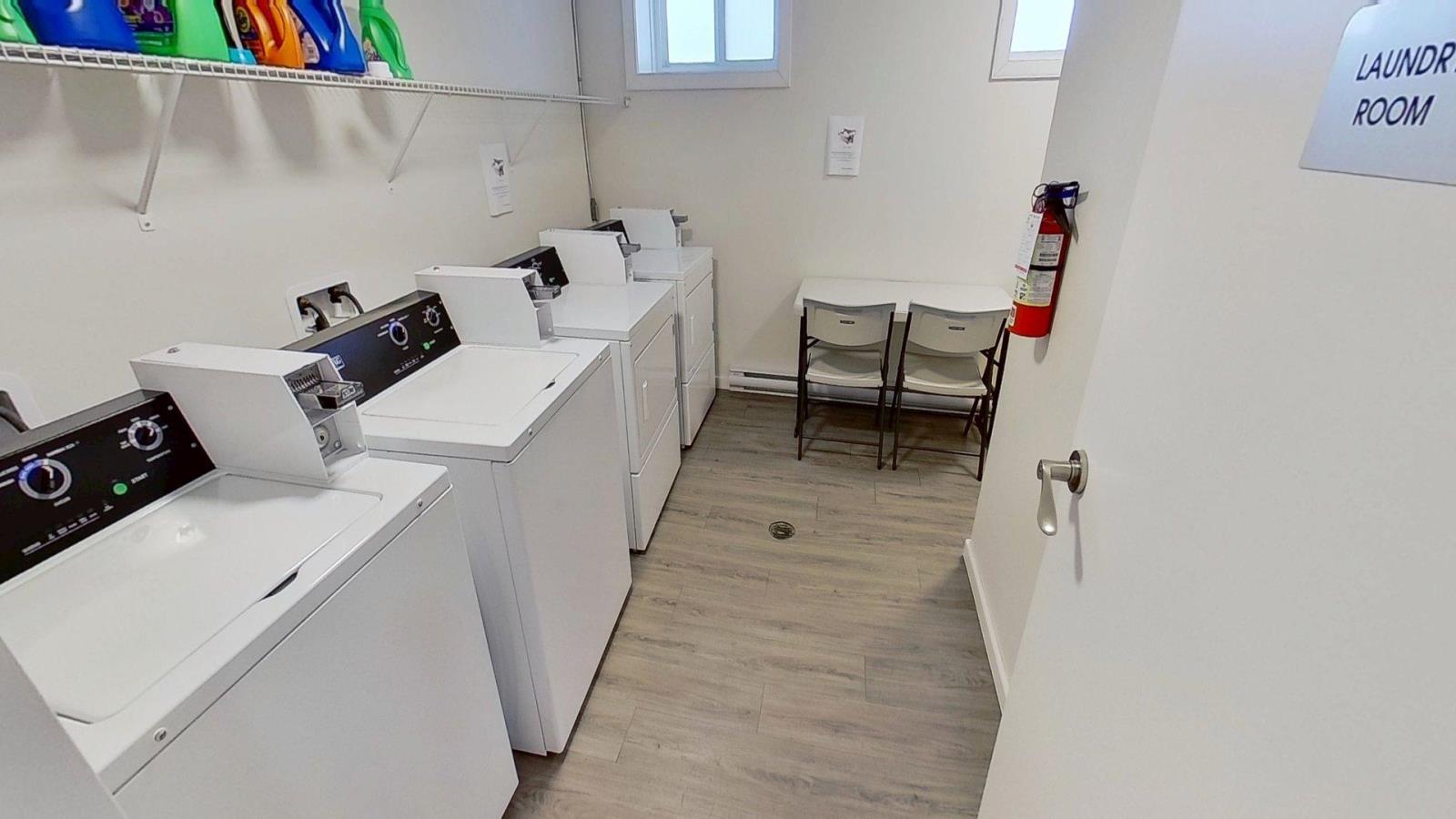 4816 52 Street, Wetaskiwin, AB - Indoor Photo Showing Laundry Room
