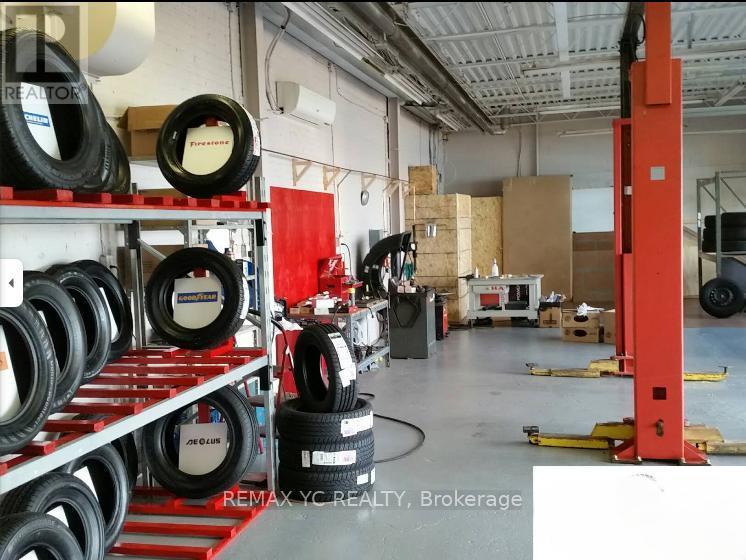 482 Barton Street E, Hamilton, ON